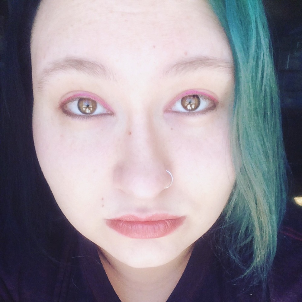 Meet your Posher, Shania